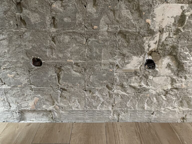 Alte Herd- und Ofenanschlüsse